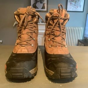 North Face winter boots/waterproof